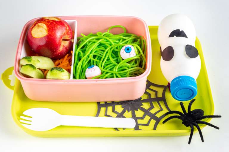 bekal anak sekolah mie lucu