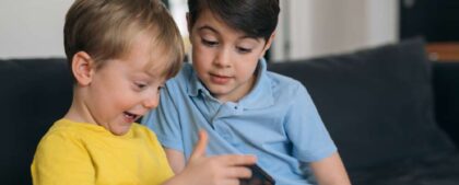 Apakah Permainan Game Minecraft Aman Untuk Dimainkan Anak Kecil