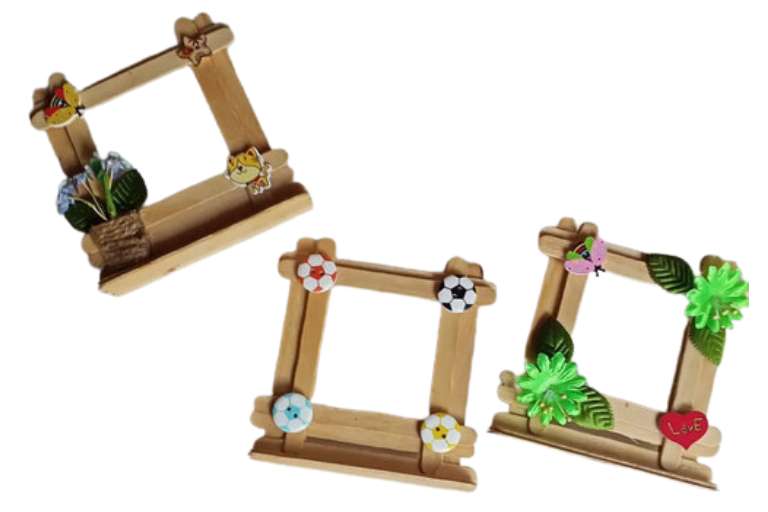 Bingkai Foto atau Pigura