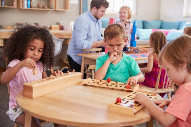 Sekolah Montessori di Tangerang Terbaik