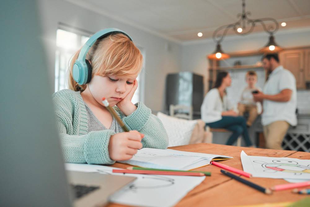 Ketahui Pro dan Kontra Tentang Homeschooling Untuk Anak