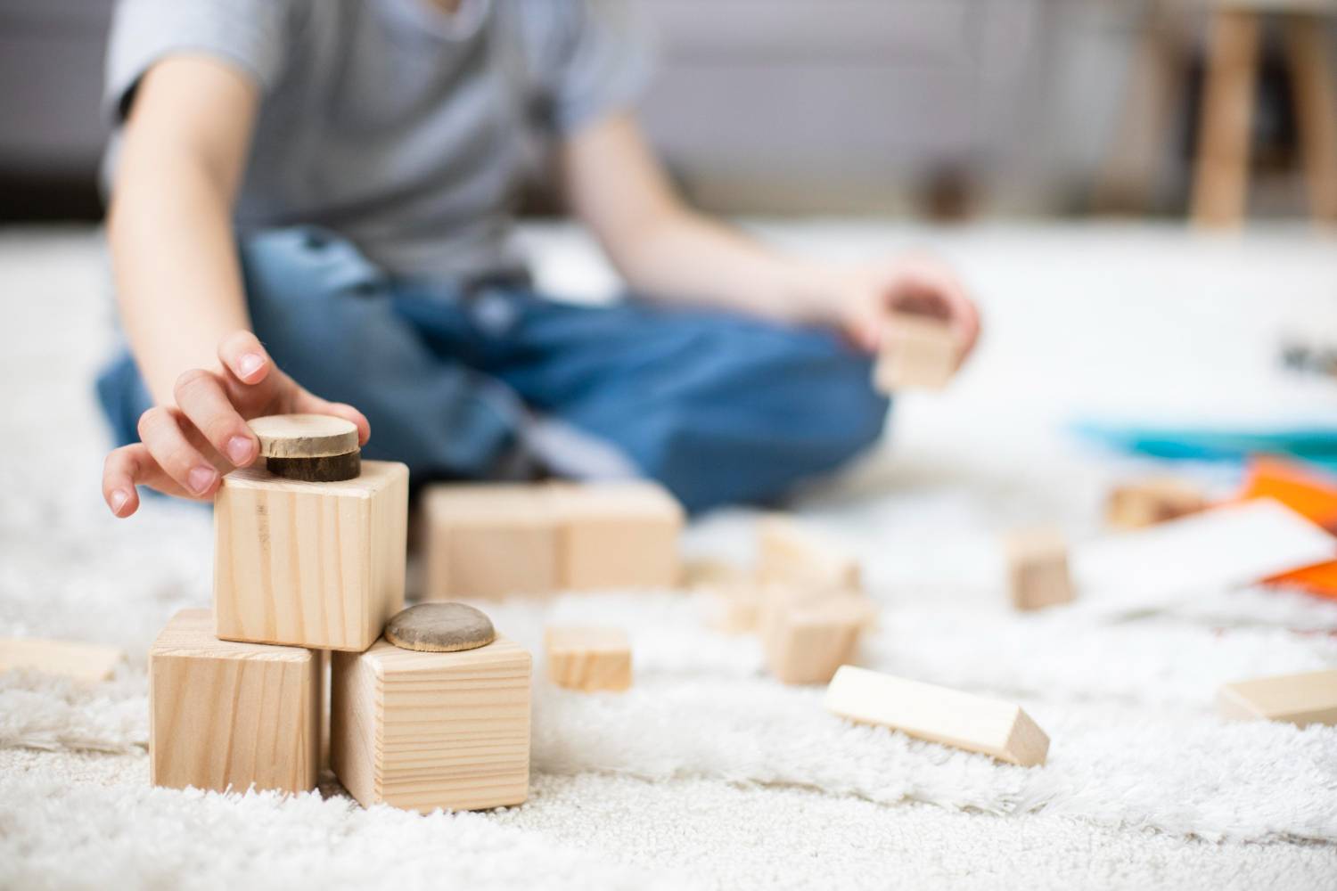 Penerapan Metode Montessori dalam Sensorial Learning Untuk Anak (Pembelajaran Sensorik)